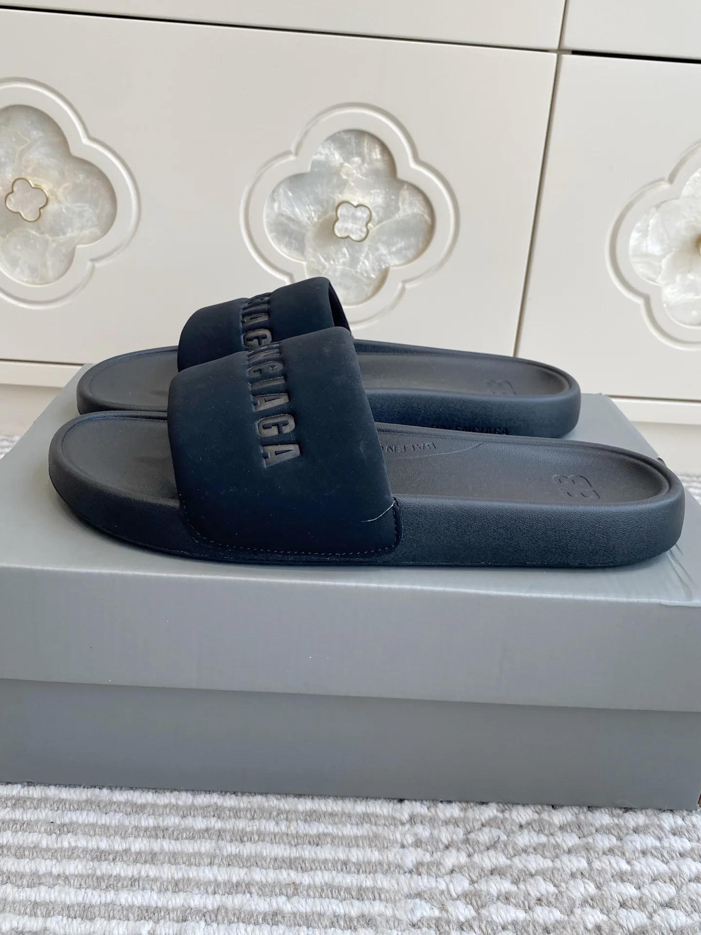 Шлепанцы Женские Balenciaga 11430332