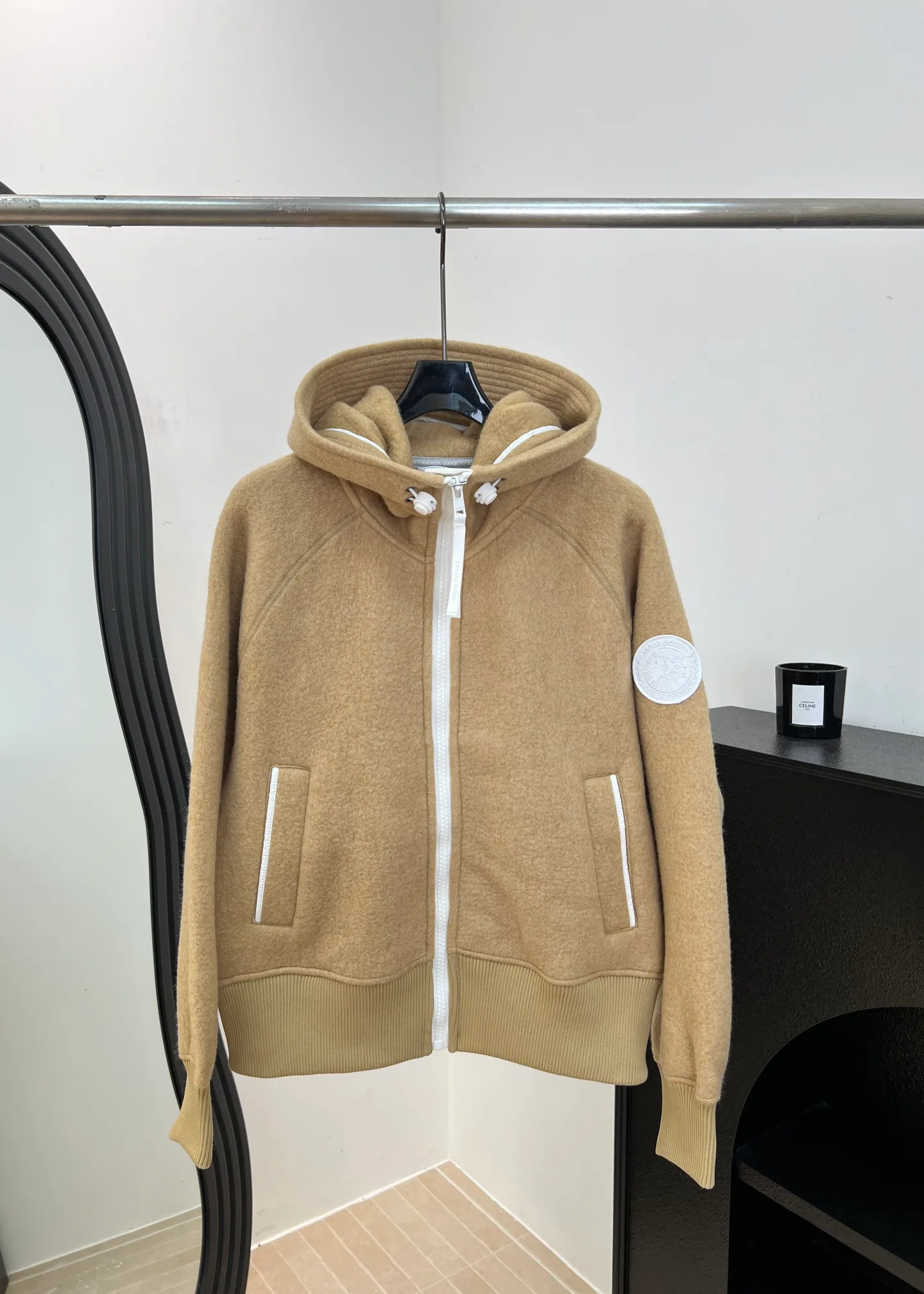 Куртки И Пуховики Женские Canada Goose 17923100