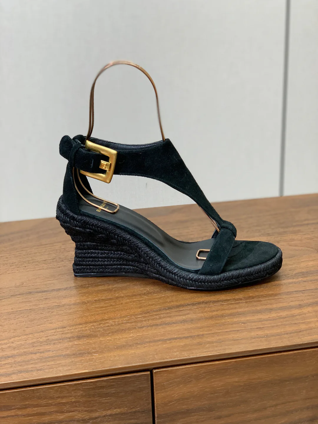 Босоножки Женские Balmain 11886649