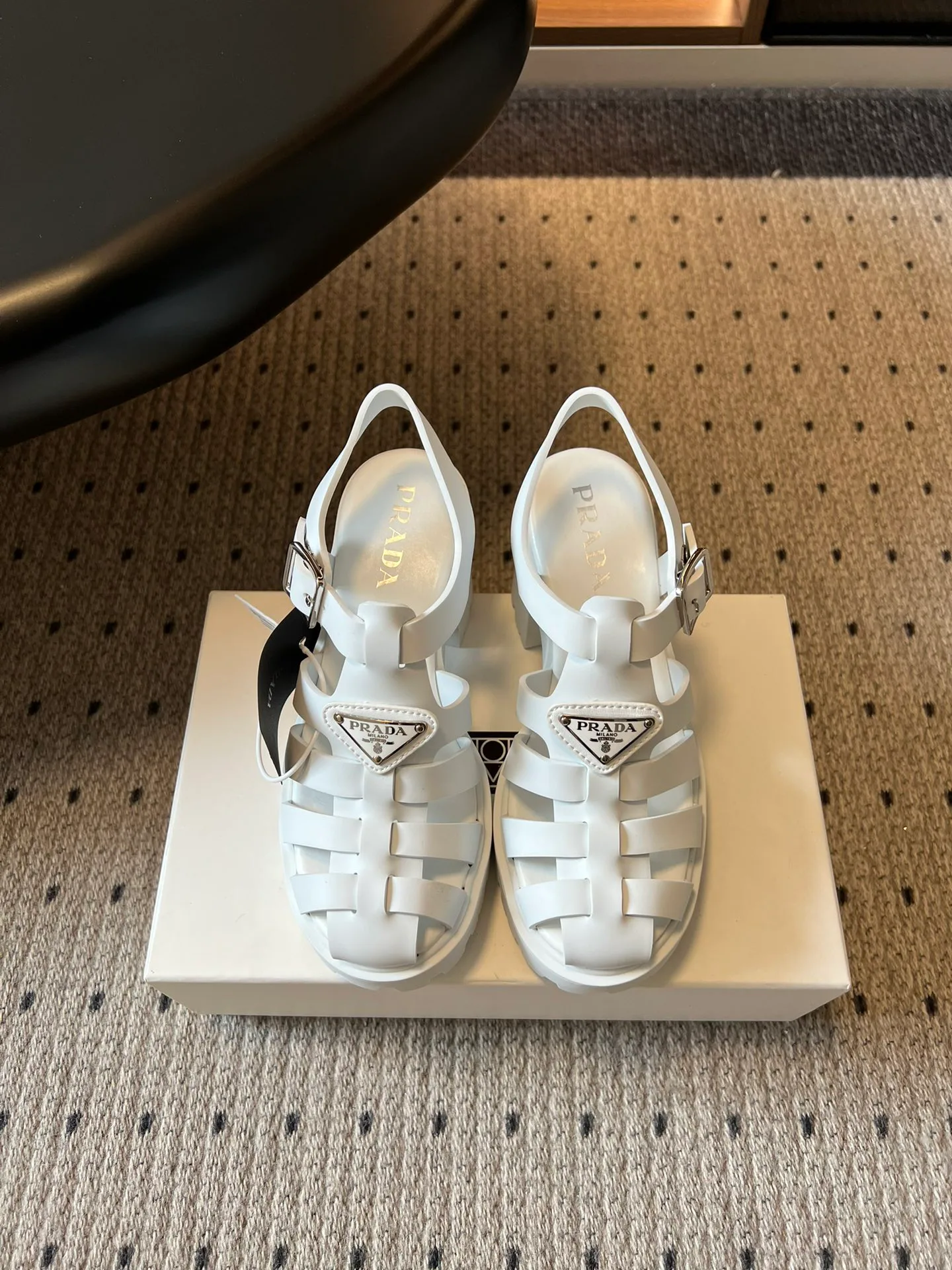 Босоножки Женские Prada 13556758