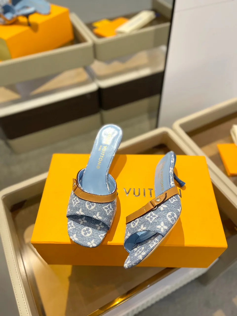 Босоножки Женские Louis Vuitton 9865416