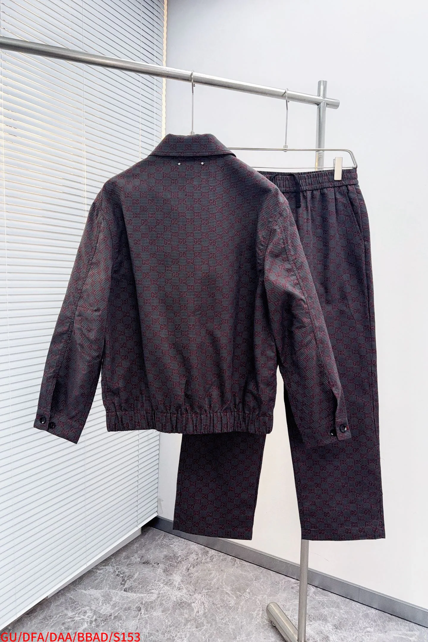 Куртки И Пуховики Мужские Gucci 11683993