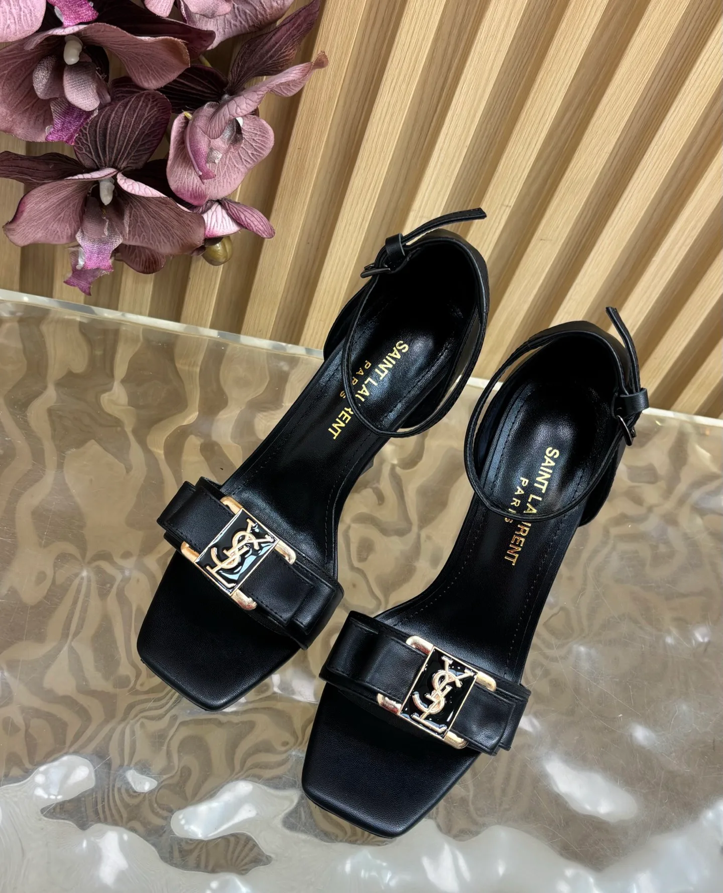Босоножки Женские Saint Laurent 11490722