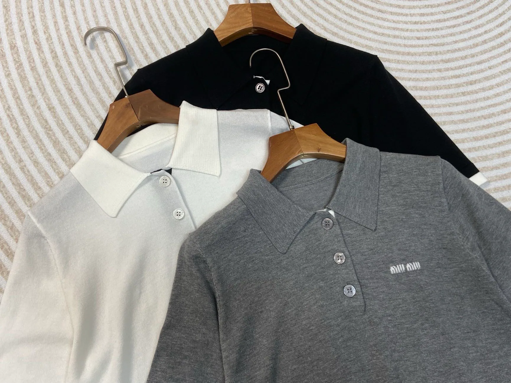 Футболки Женские Miu Miu 18274