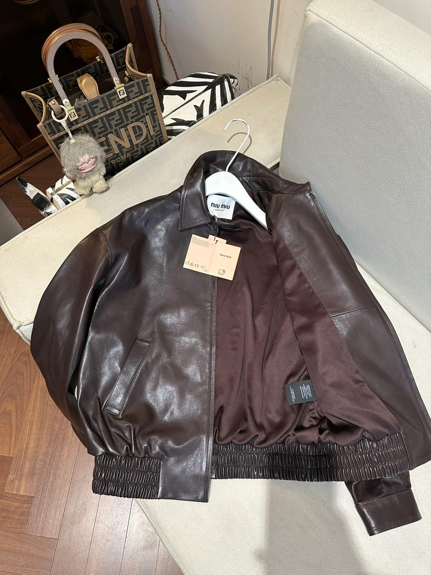 Кожаные Куртки И Дублёнки Женские Miu Miu 5045603