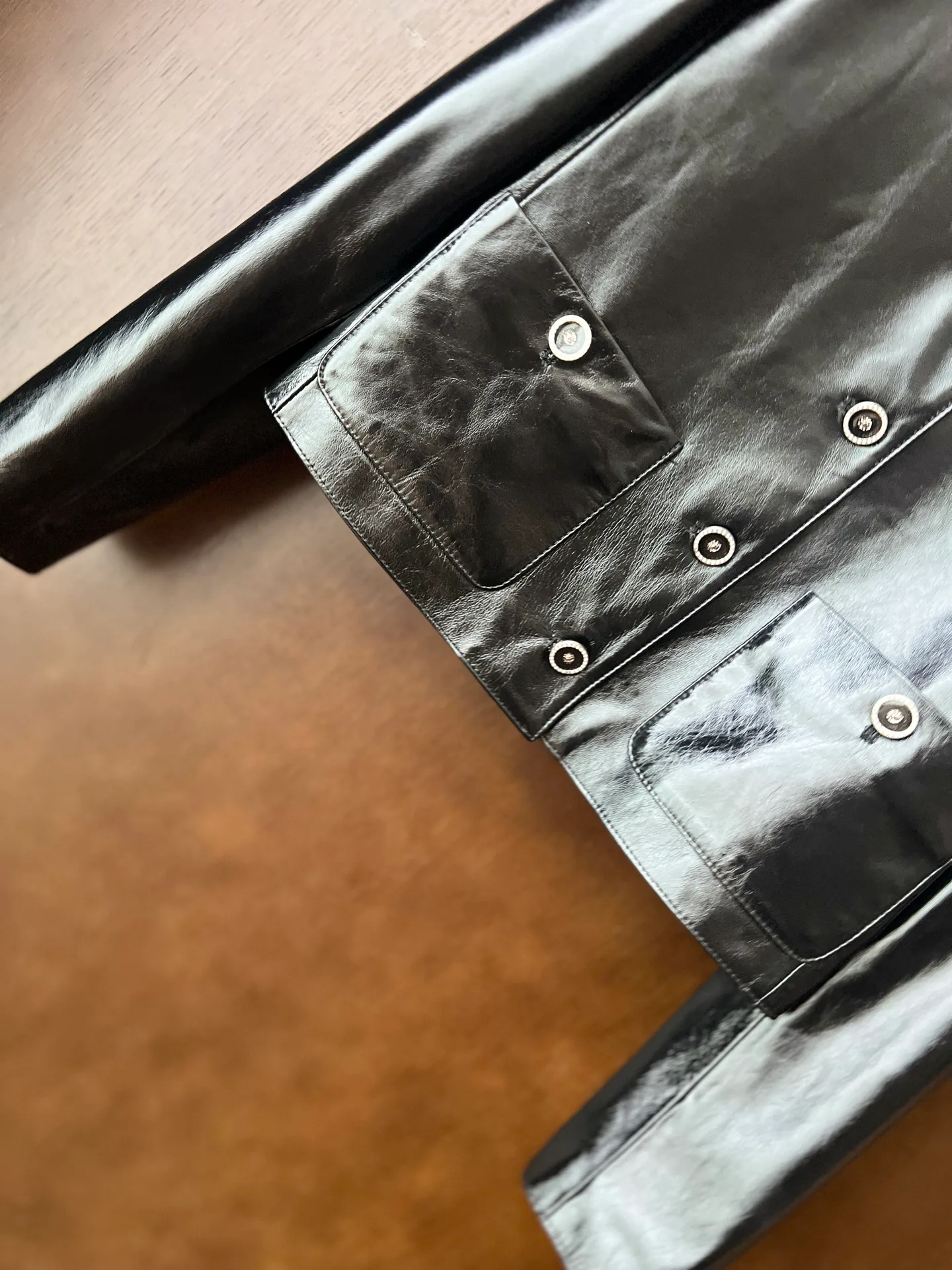 Кожаные Куртки И Дублёнки Женские Chanel 9101731