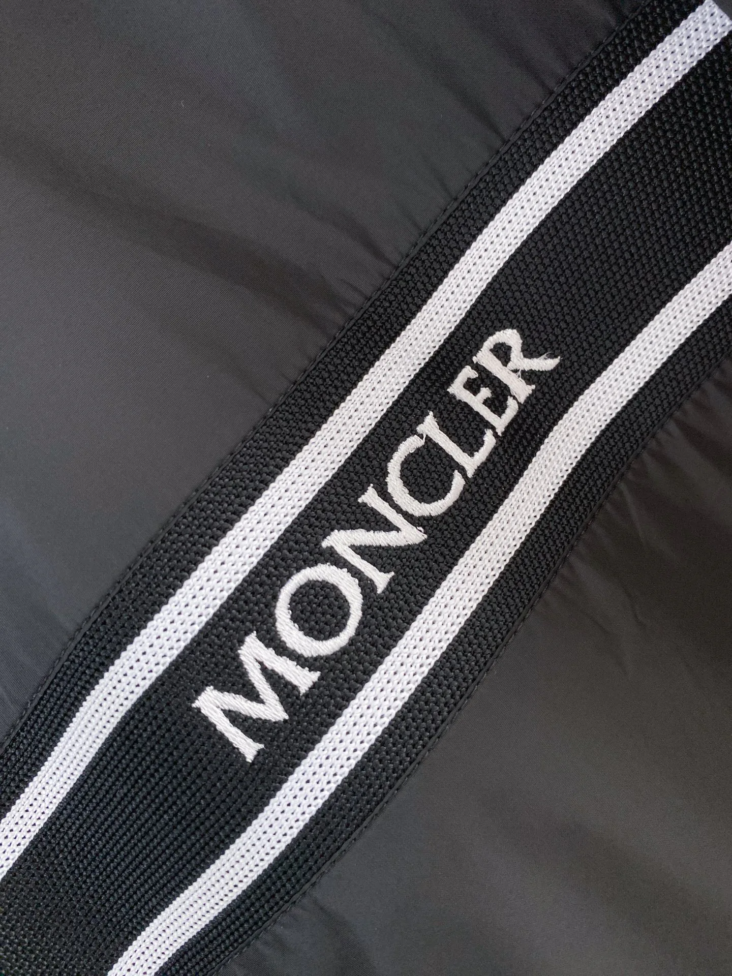 Куртки И Пуховики Мужские Moncler 11664780