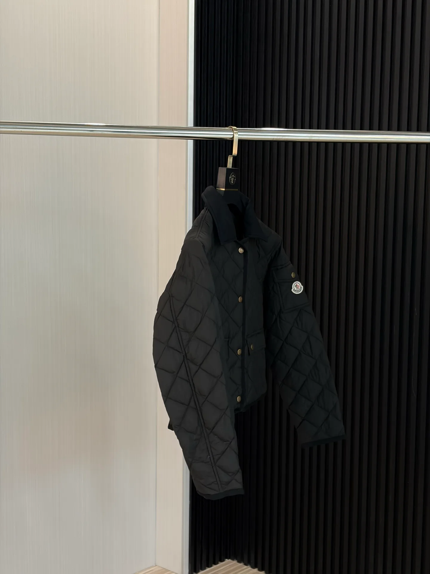 Куртки И Пуховики Женские Moncler 18600024