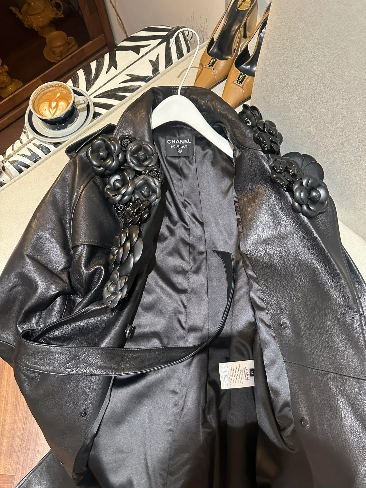 Кожаные Куртки И Дублёнки Женские Chanel 5045658