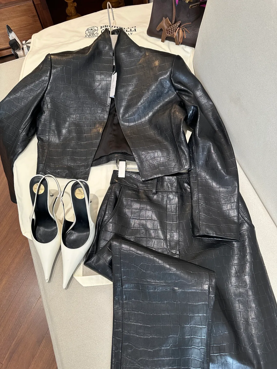 Кожаные Куртки И Дублёнки Женские Brunello Cucinelli 19304067