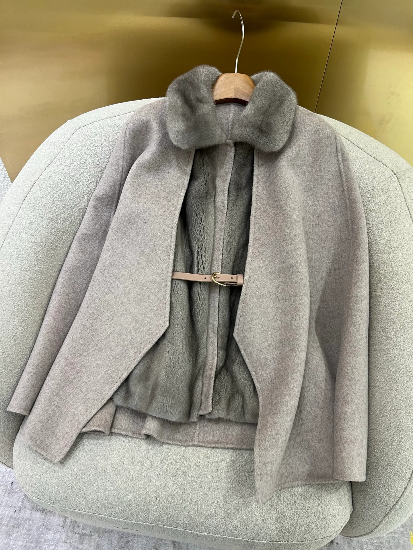 Пальто Женские Loro Piana 19467051