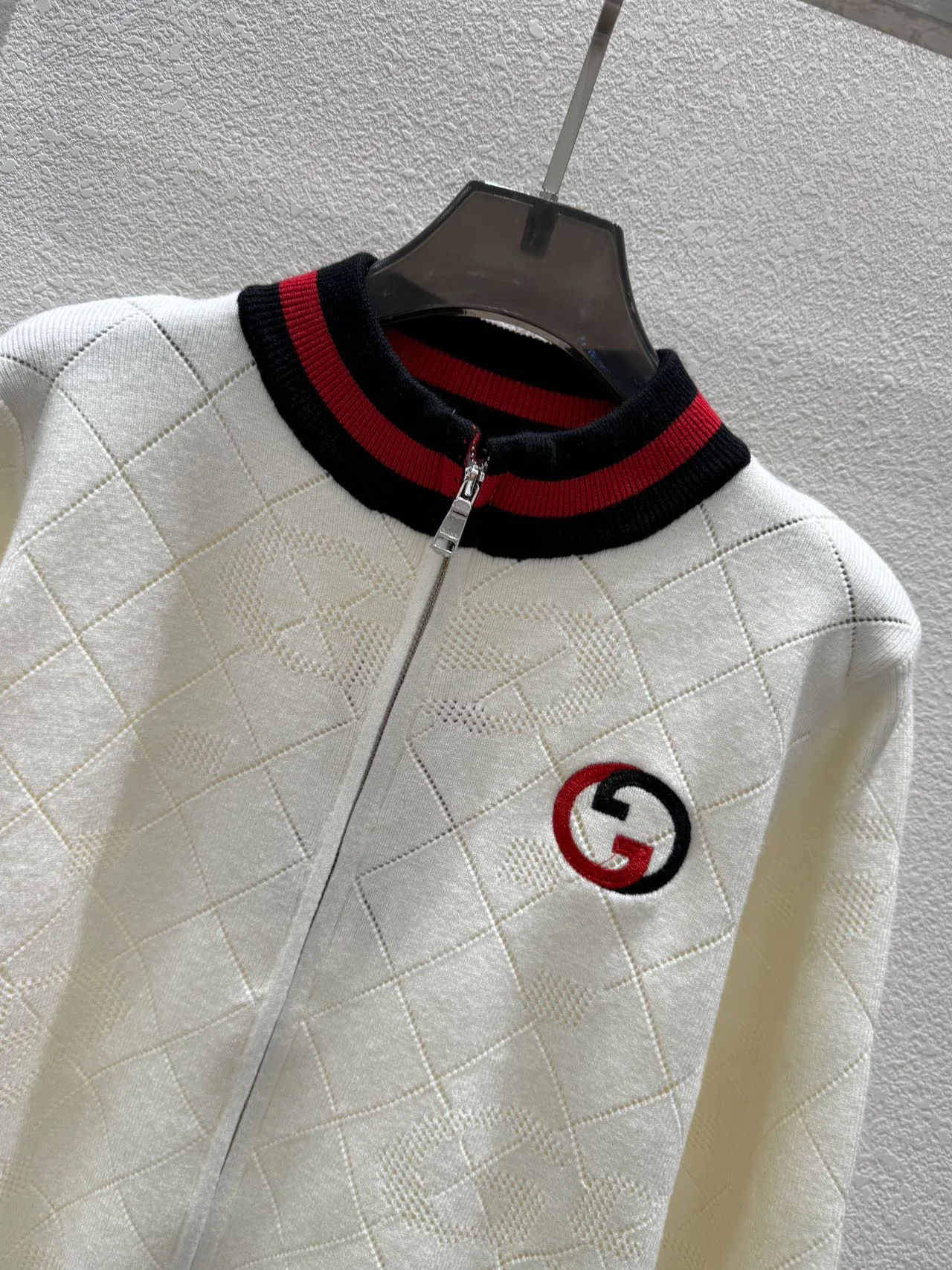 Куртки И Пуховики Женские Gucci 19278832