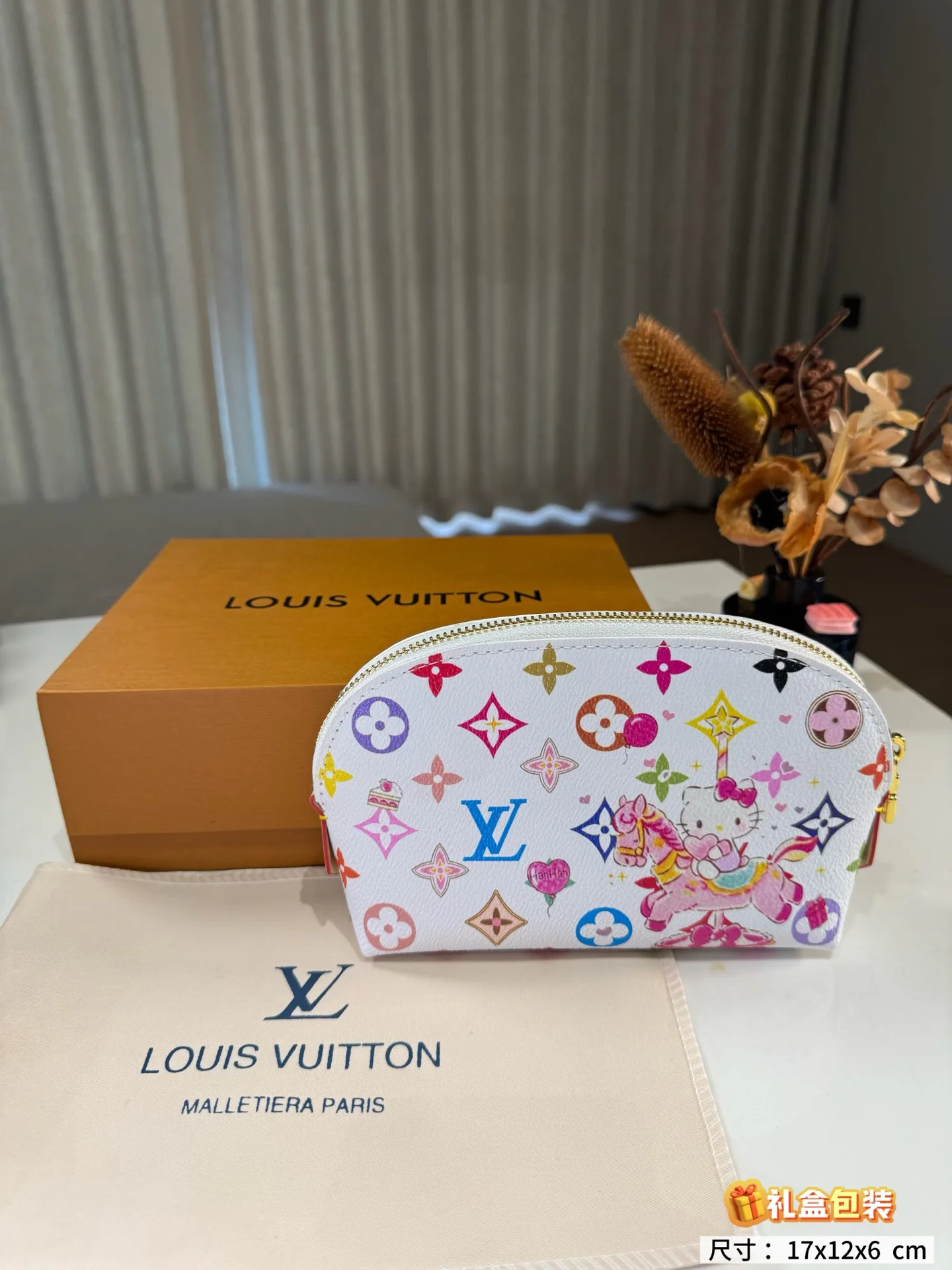 Клатчи Женские Louis Vuitton 18013765