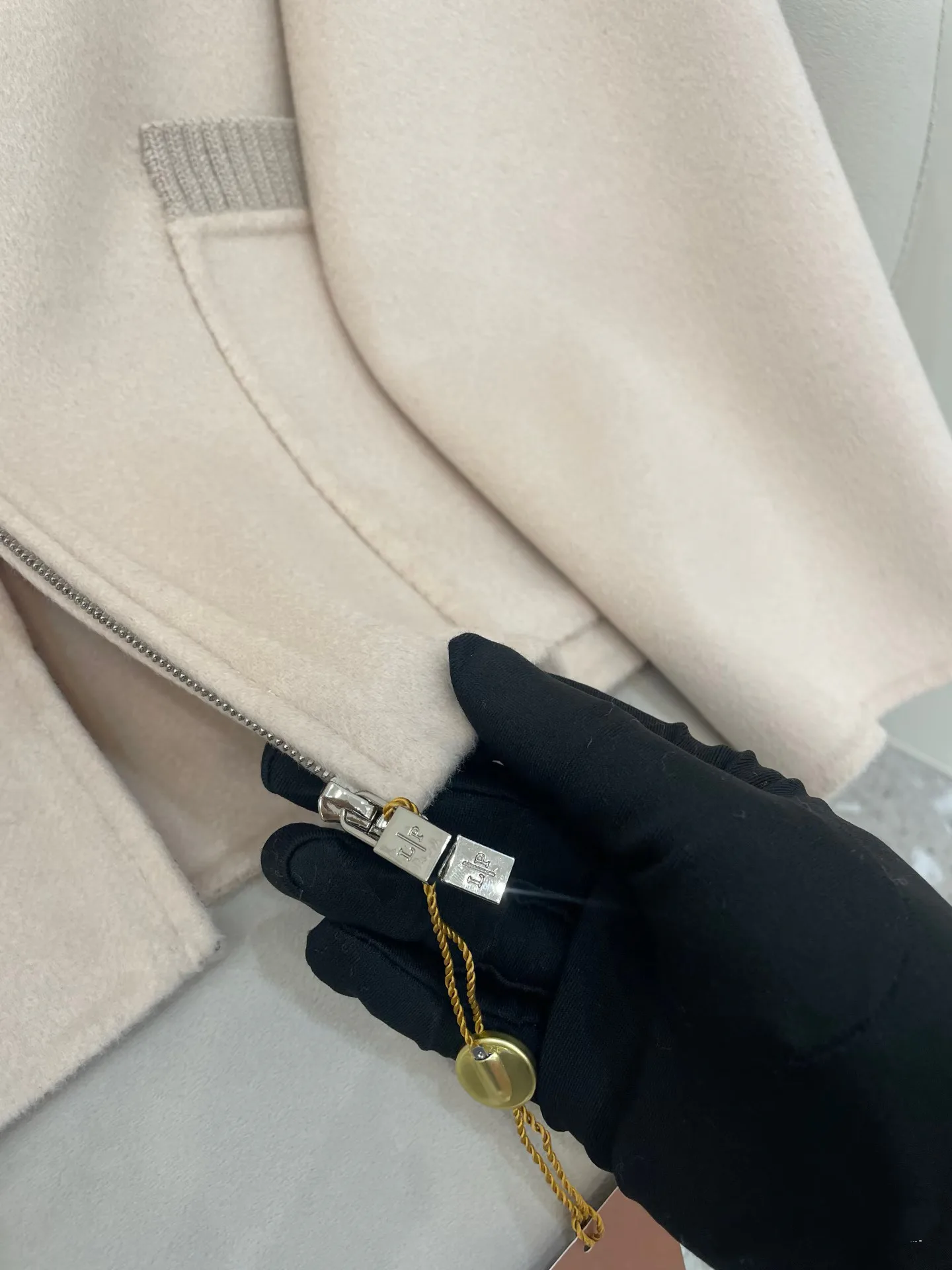 Куртки И Пуховики Женские Loro Piana 782702