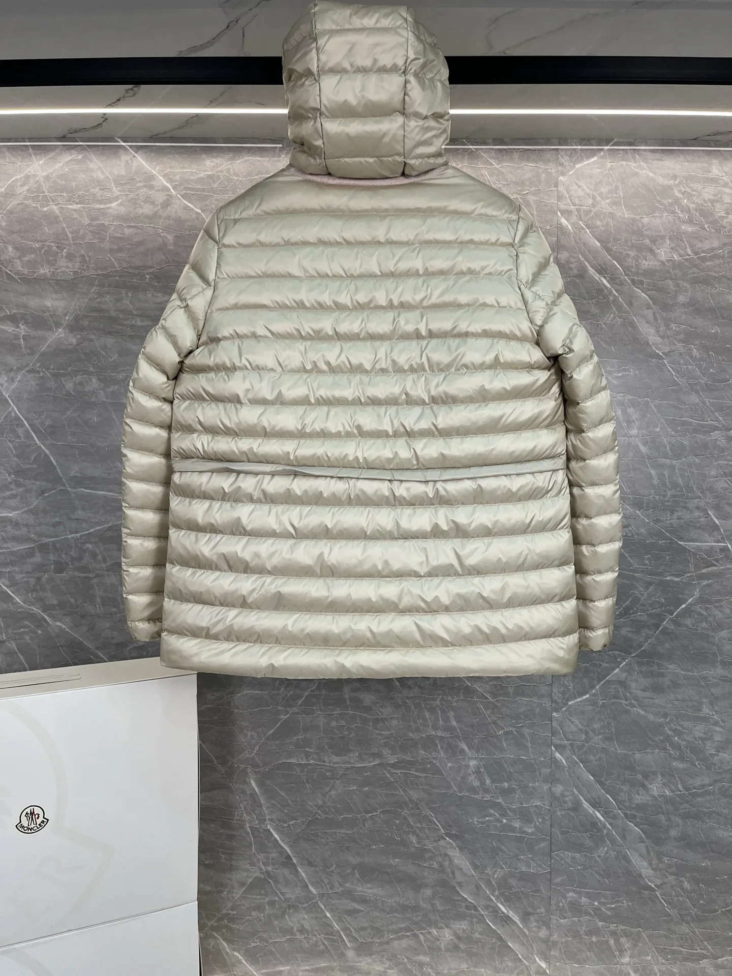 Куртки И Пуховики Женские Moncler 19256645
