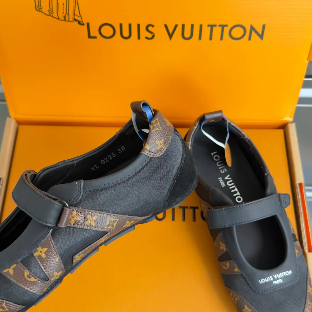 Туфли Женские Louis Vuitton 10211796