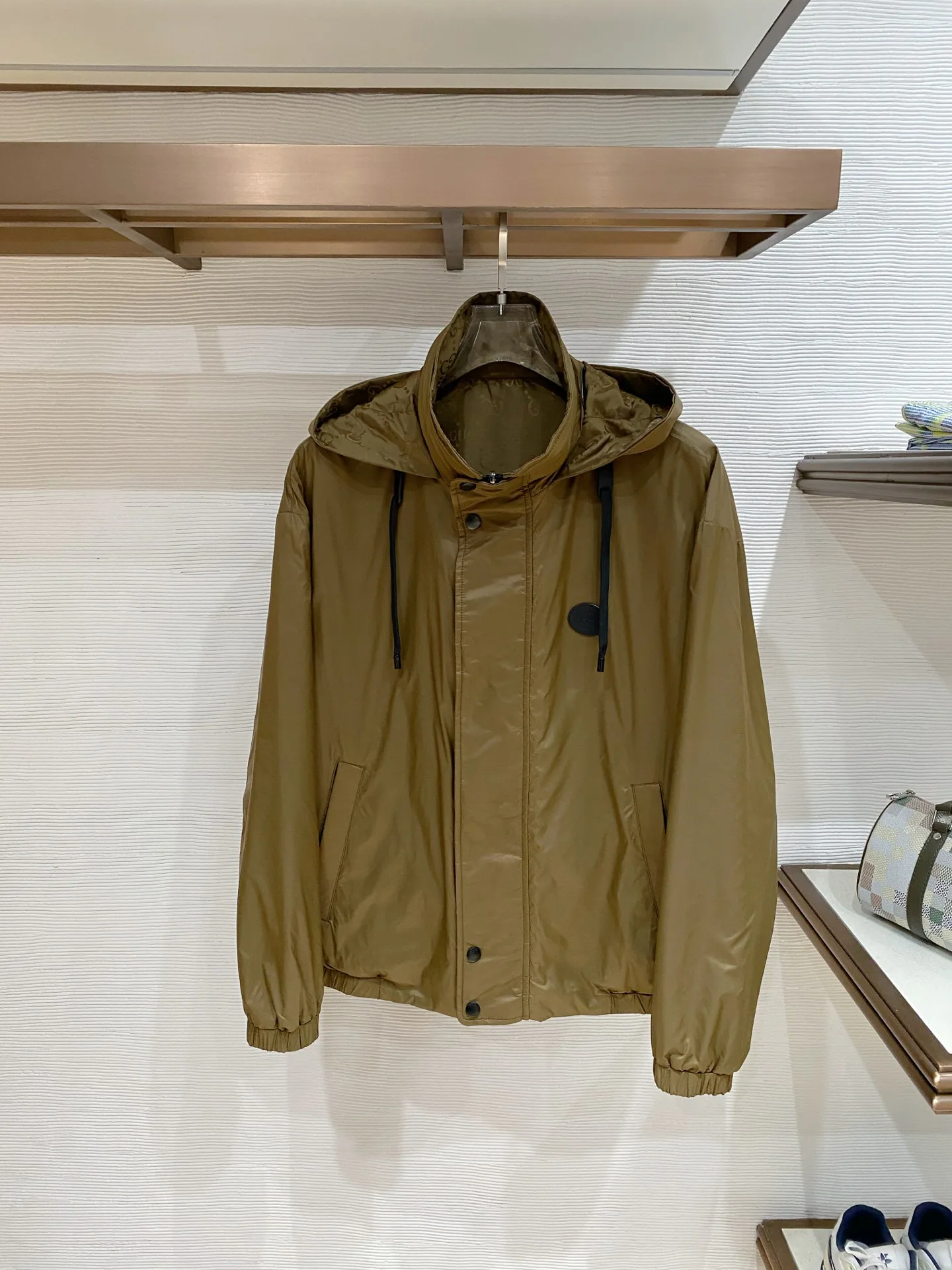 Куртки И Пуховики Мужские Gucci 10300298