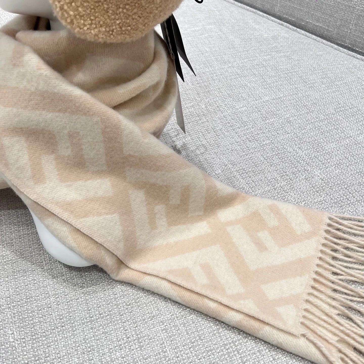 Шарфы Fendi 1628431