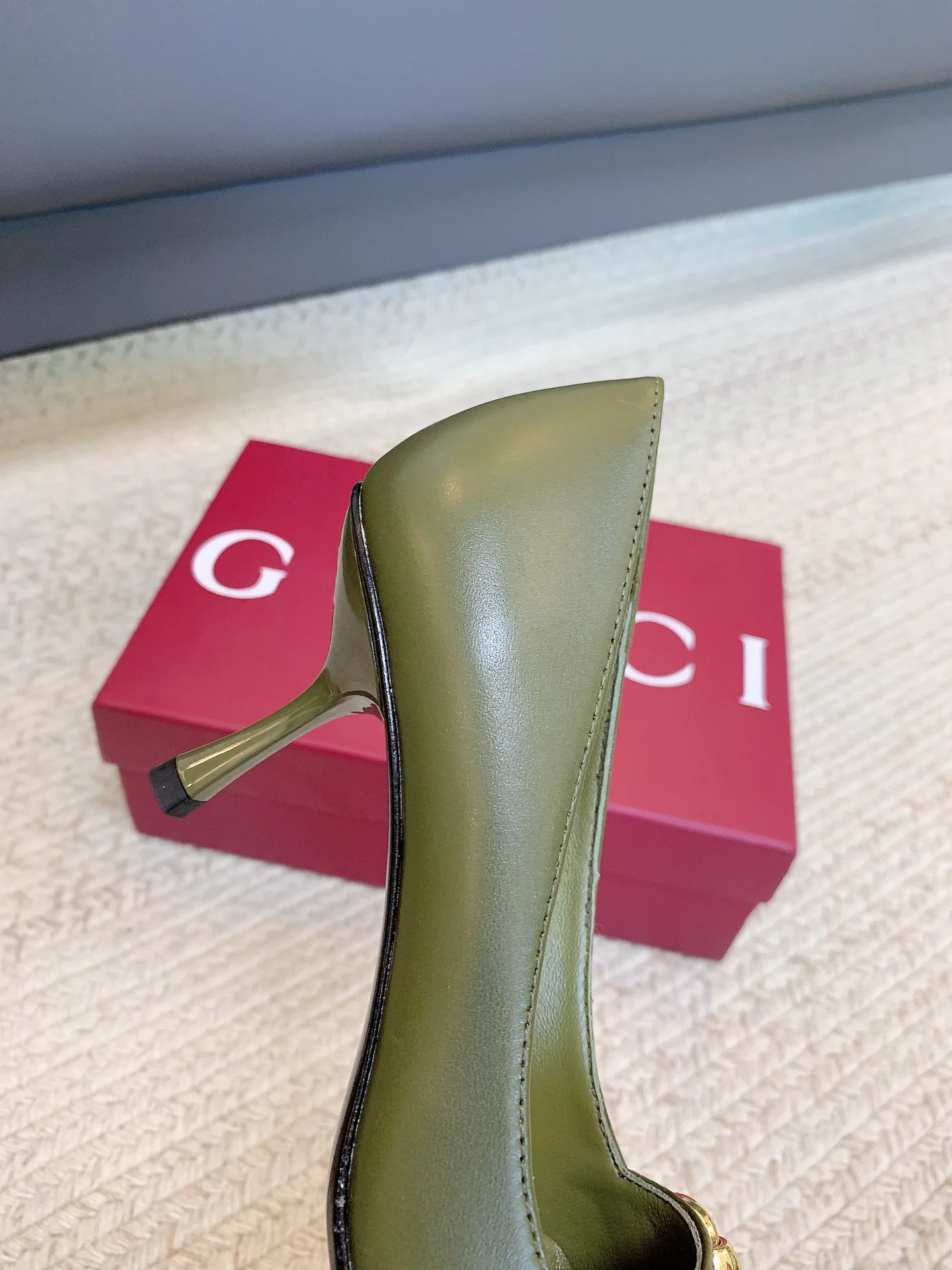 Туфли Женские Gucci 17656669