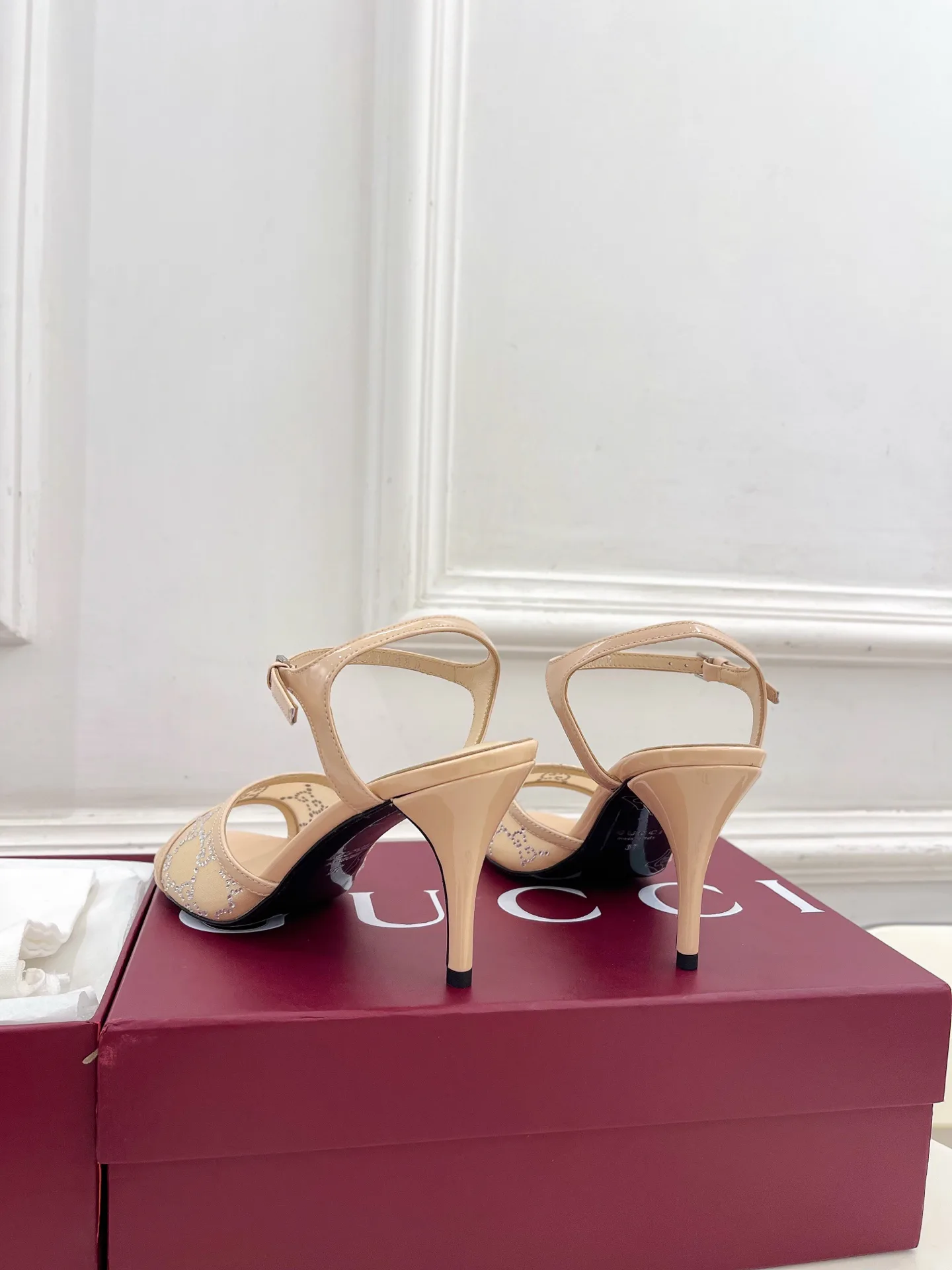 Босоножки Женские Gucci 13085032