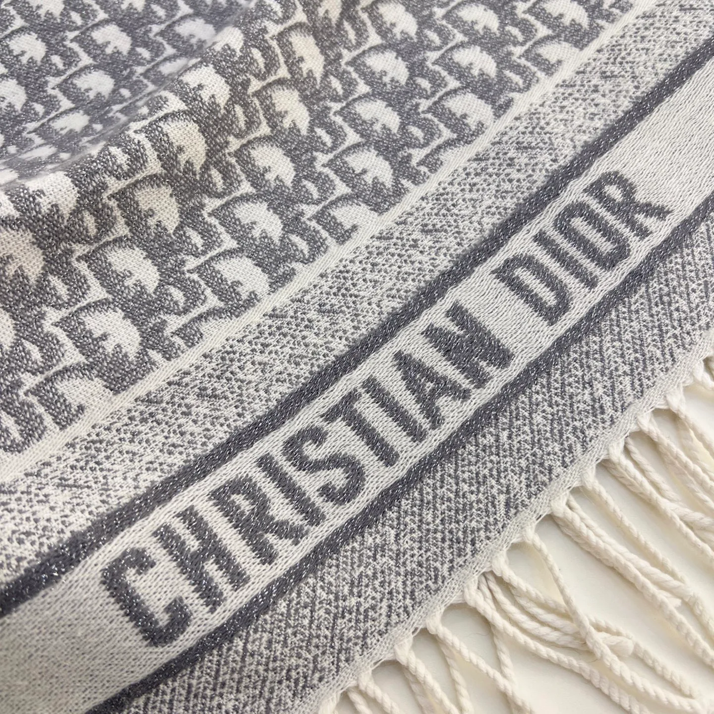 Шарфы Christian Dior 18473487