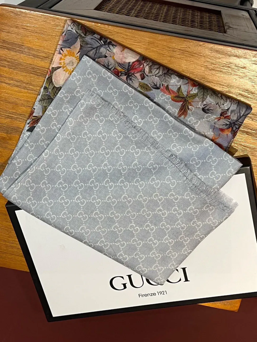 Шарфы Gucci 463797