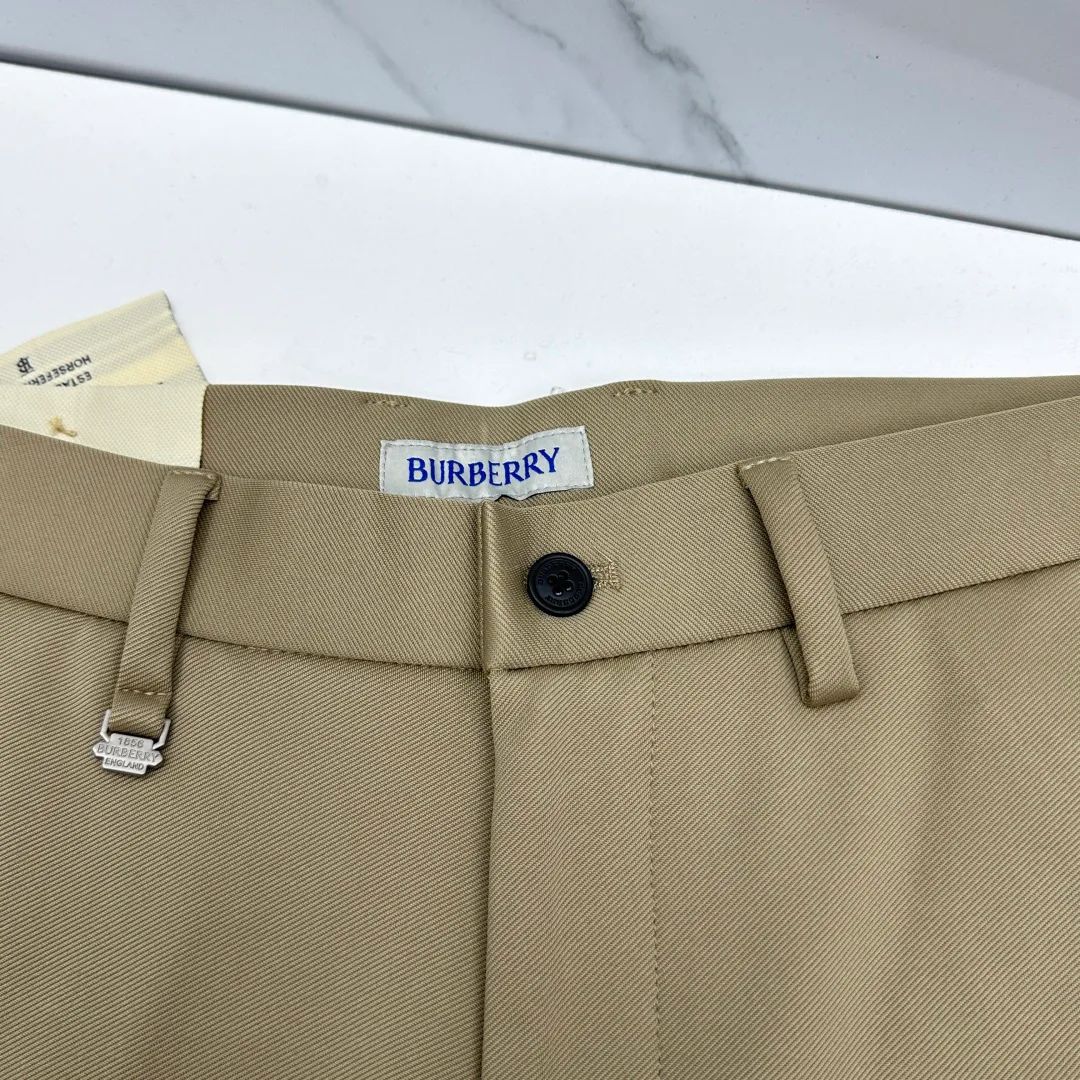 Брюки Мужские Burberry 18246803