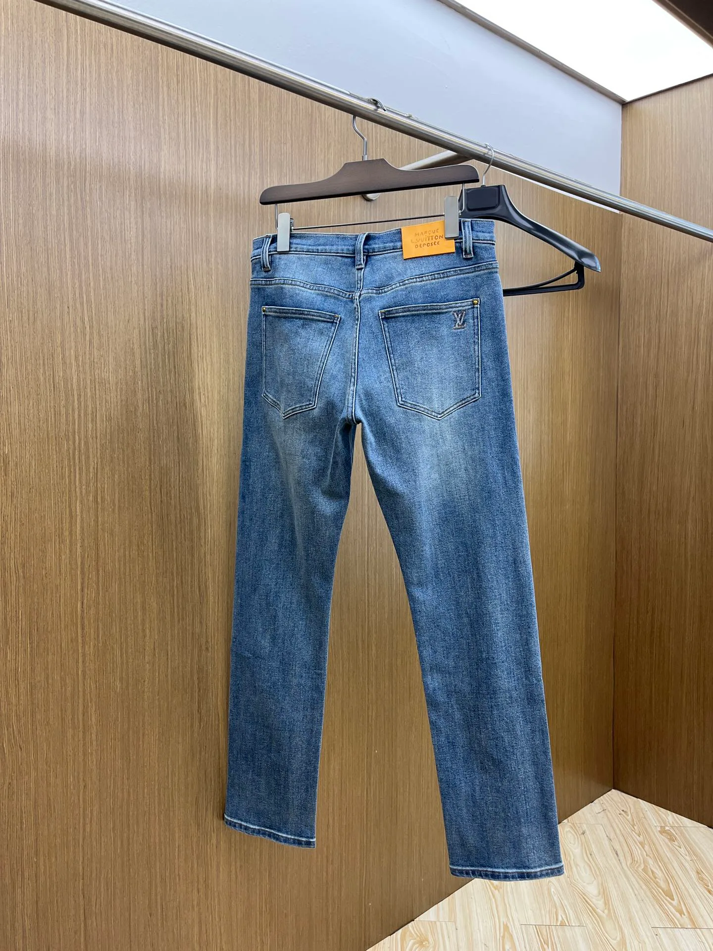Джинсы Женские Louis Vuitton 11632750