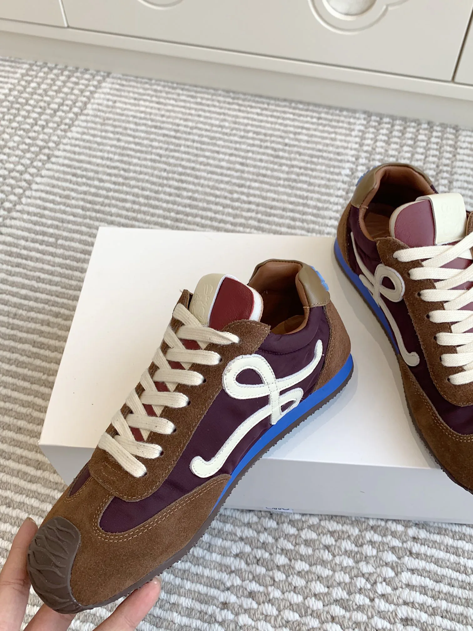 Кроссовки Женские Loewe 5201