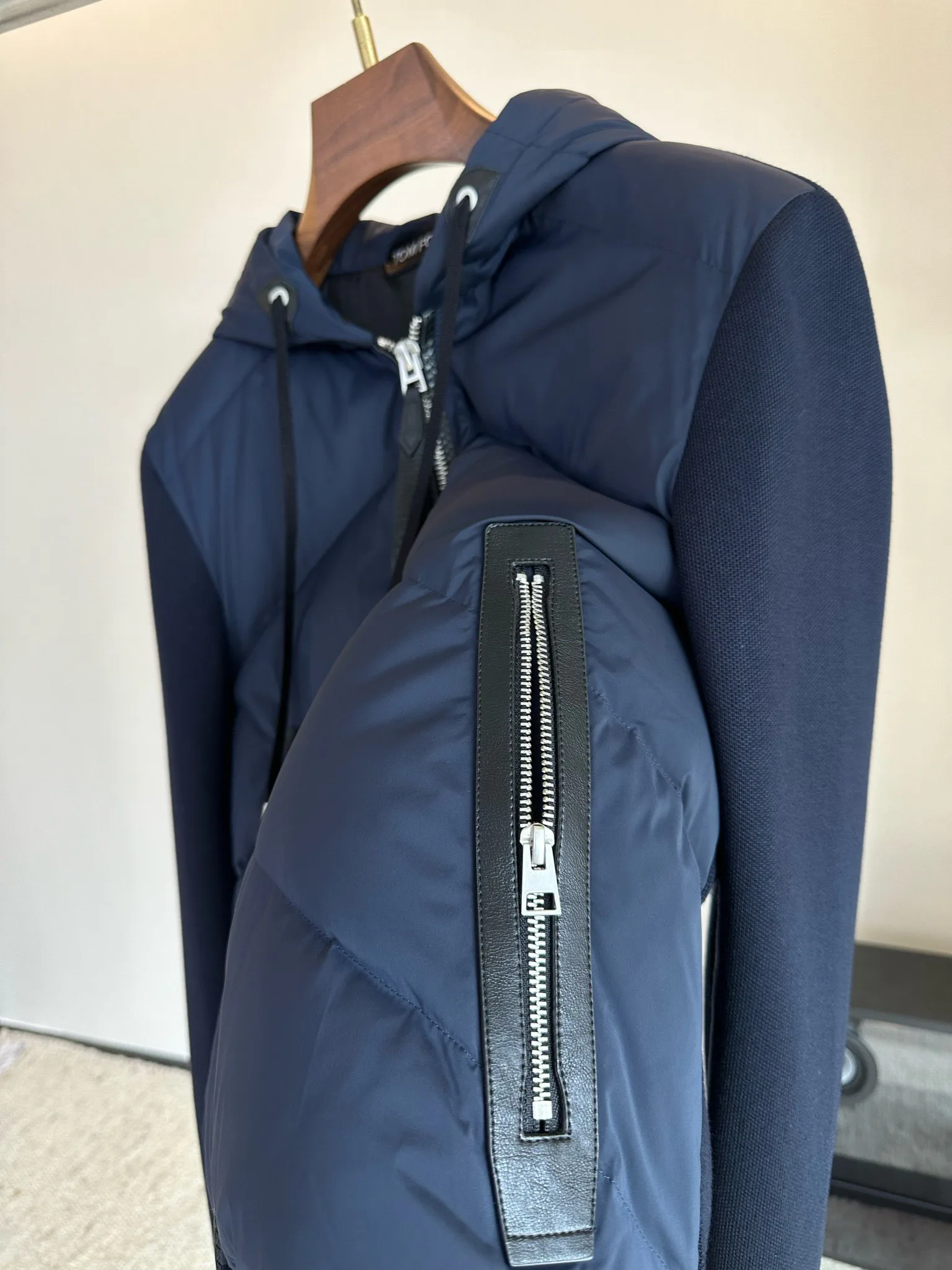 Куртки И Пуховики Мужские Tom Ford 282900