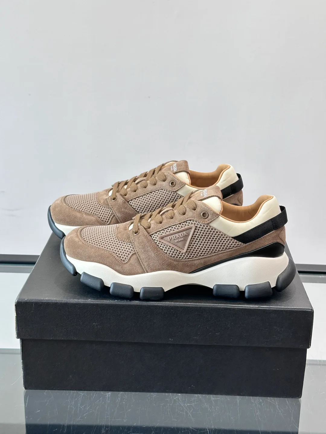 Кроссовки Мужские Prada 17498047