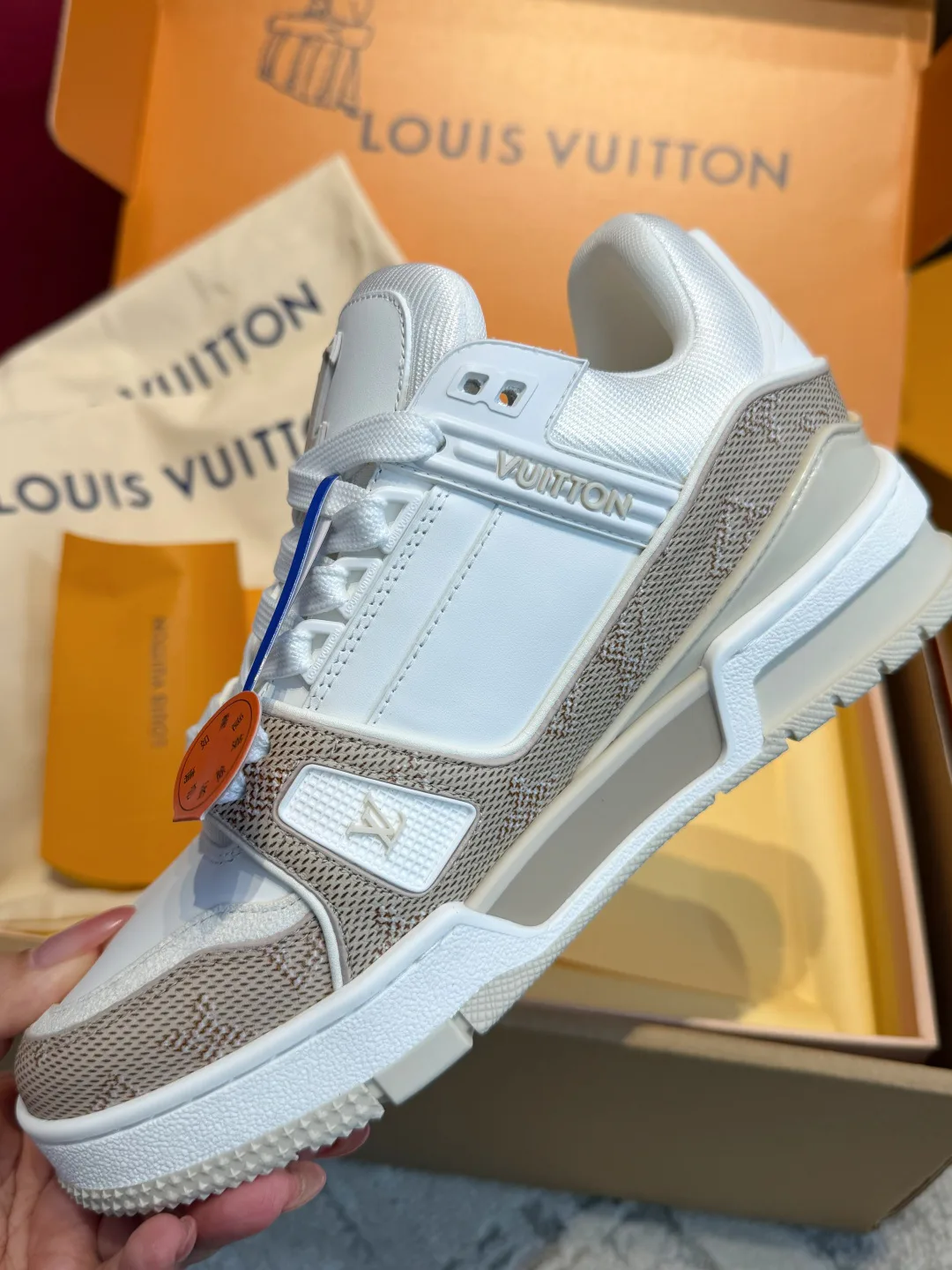 Кроссовки Женские Louis Vuitton 12789344