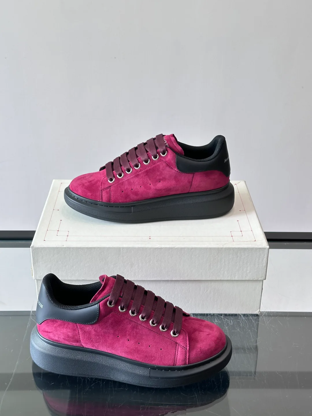 Кроссовки Женские Alexander Mcqueen 17447550