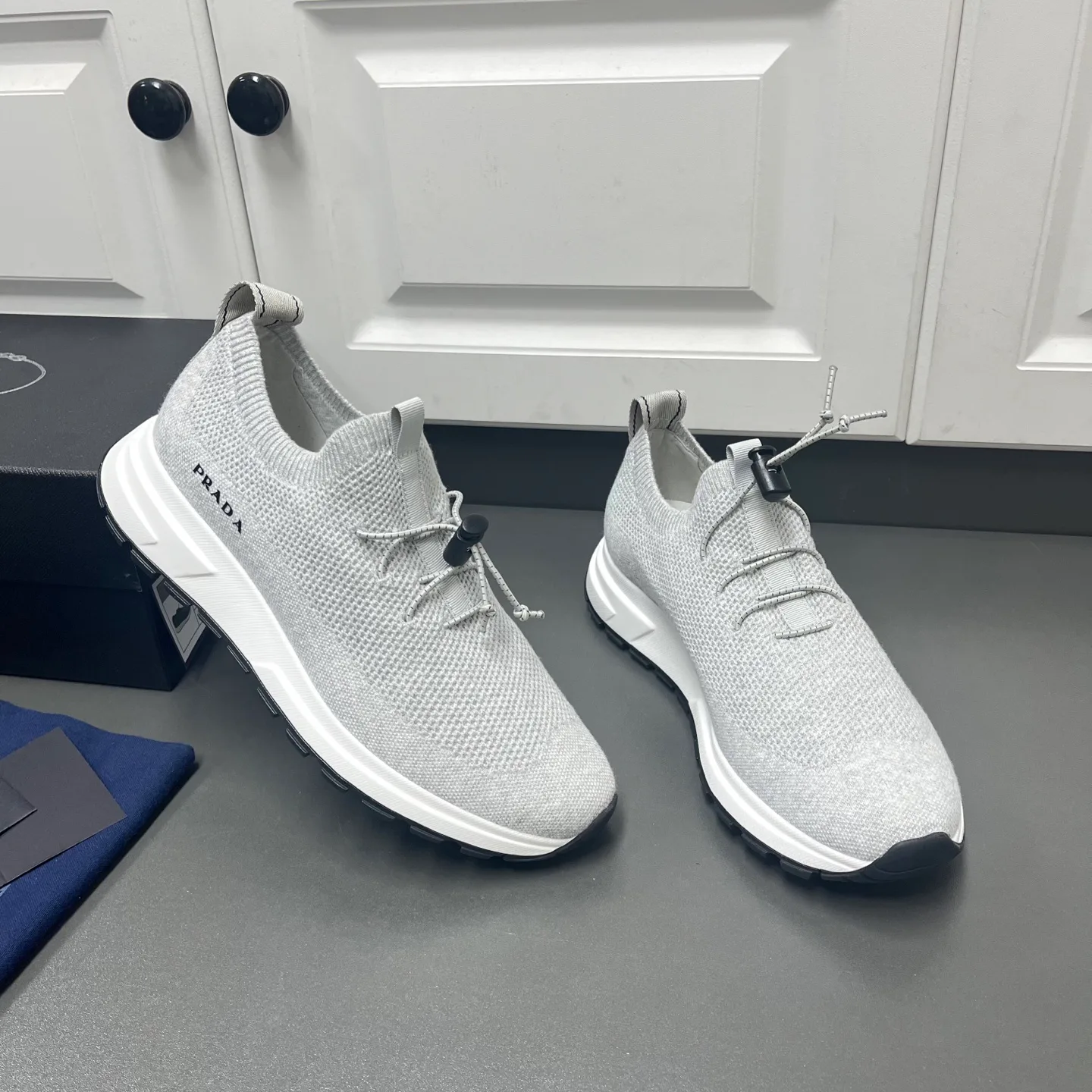 Кроссовки Мужские Prada 9998385