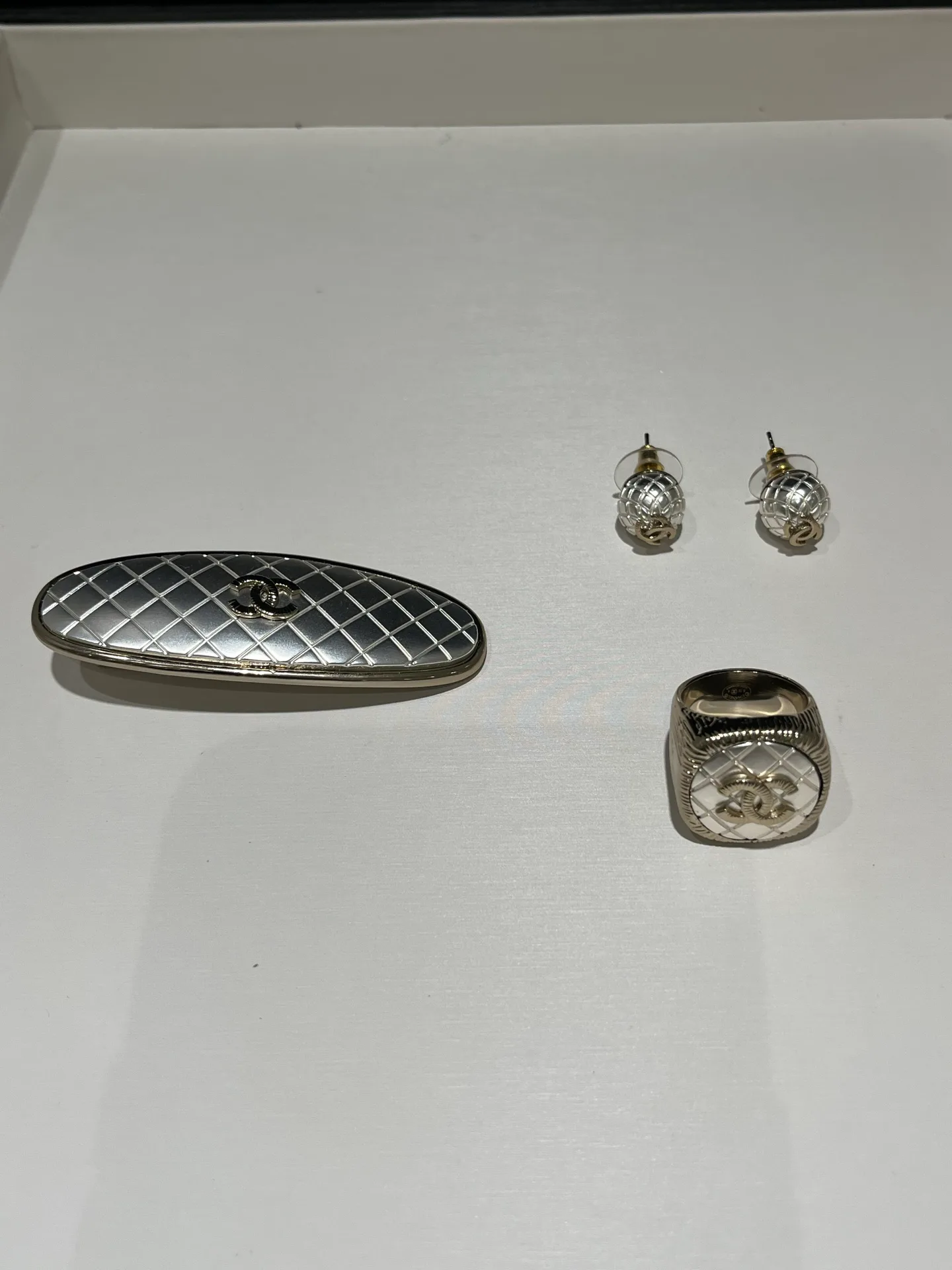 Бижутерия Chanel 17728612