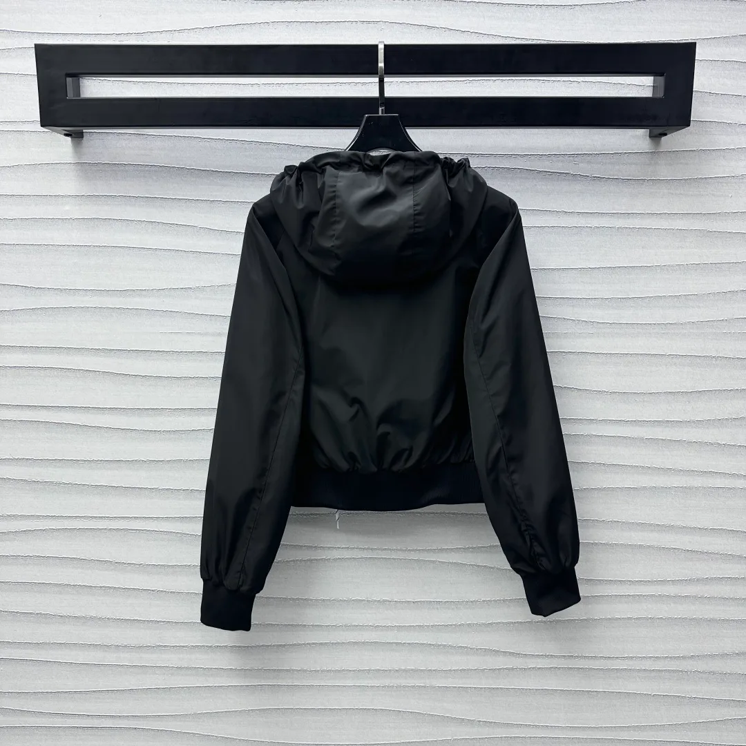 Куртки И Пуховики Женские Prada 19571727