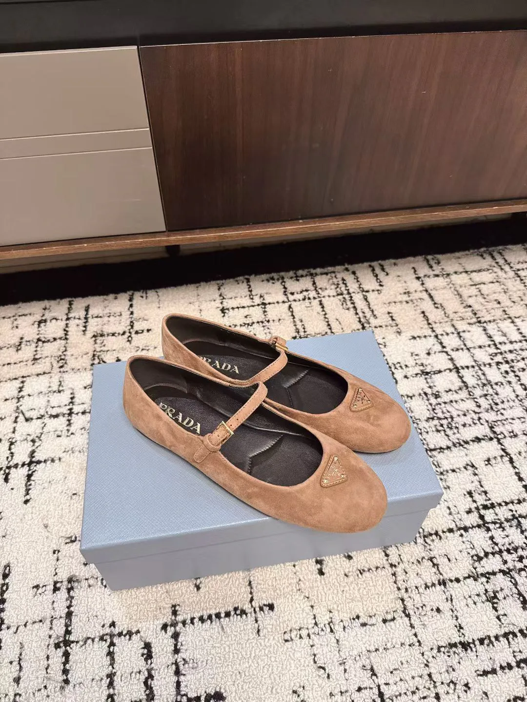 Туфли Женские Prada 11426434