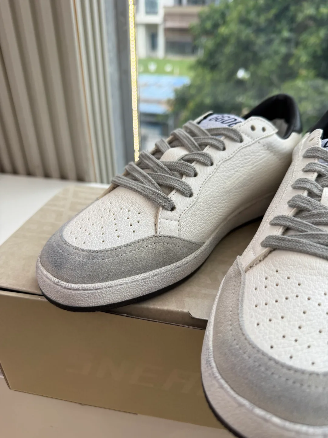 Кроссовки Мужские Golden Goose 18752945
