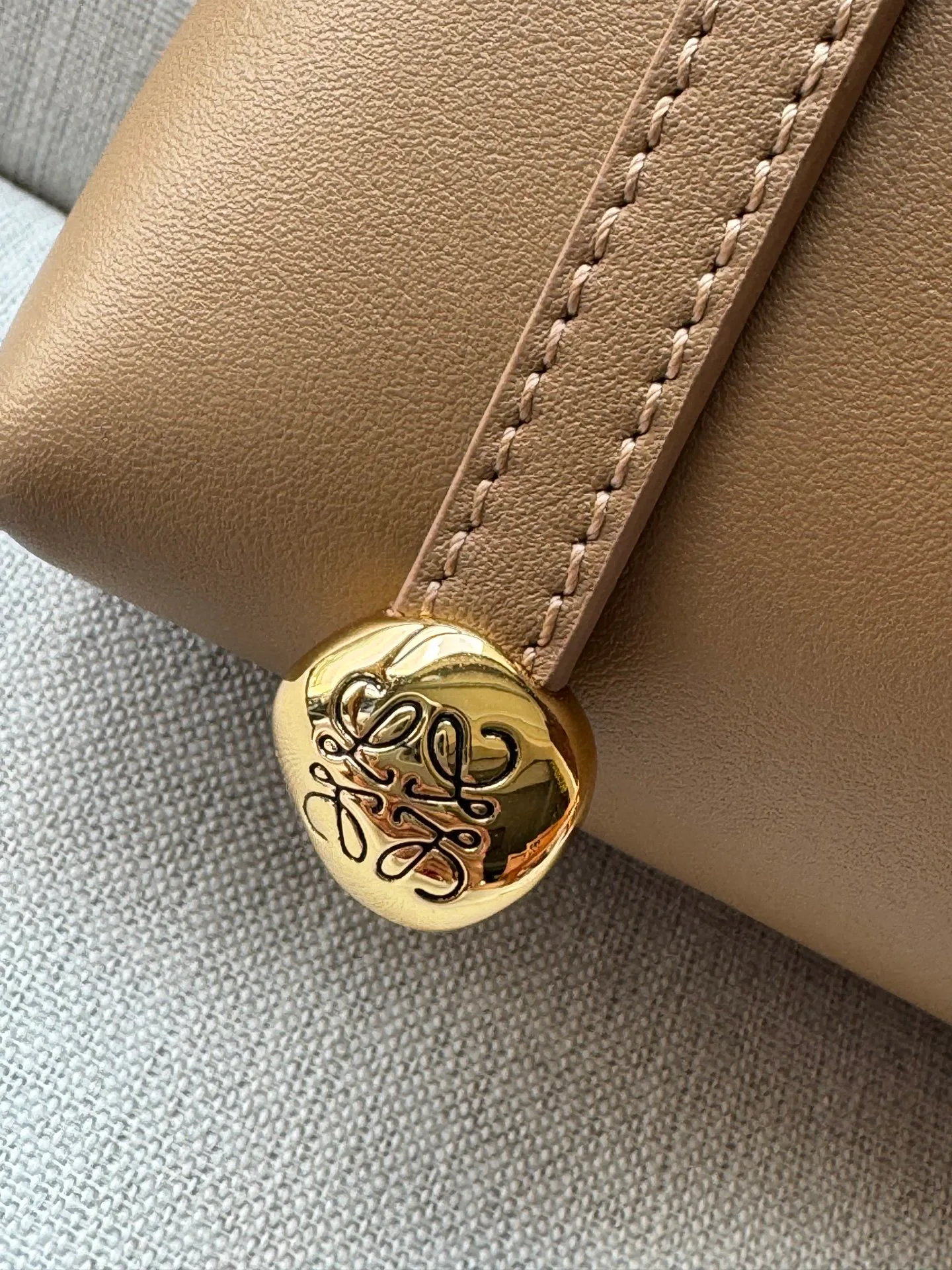 Классические Сумки Женские Loewe 17551241