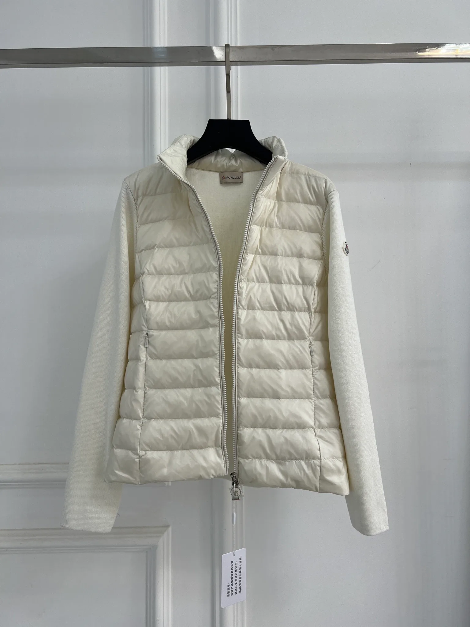 Куртки И Пуховики Женские Moncler 18416267