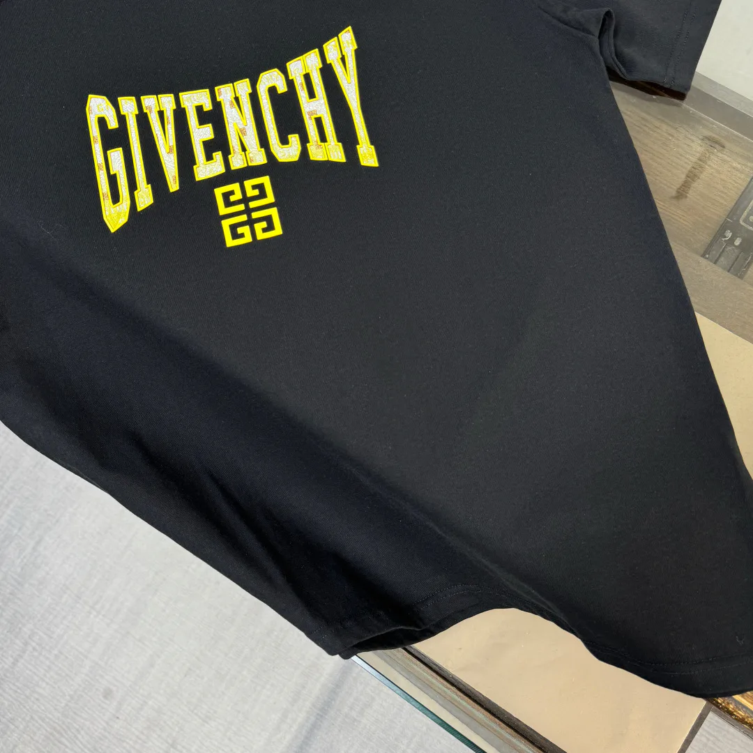 Футболки Женские Givenchy 10620102