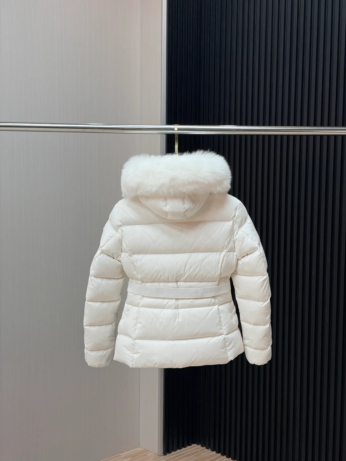 Куртки И Пуховики Женские Moncler 18335640