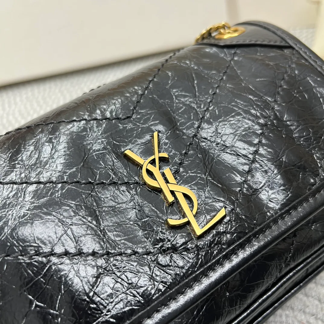 Классические Сумки Женские Saint Laurent 18220671