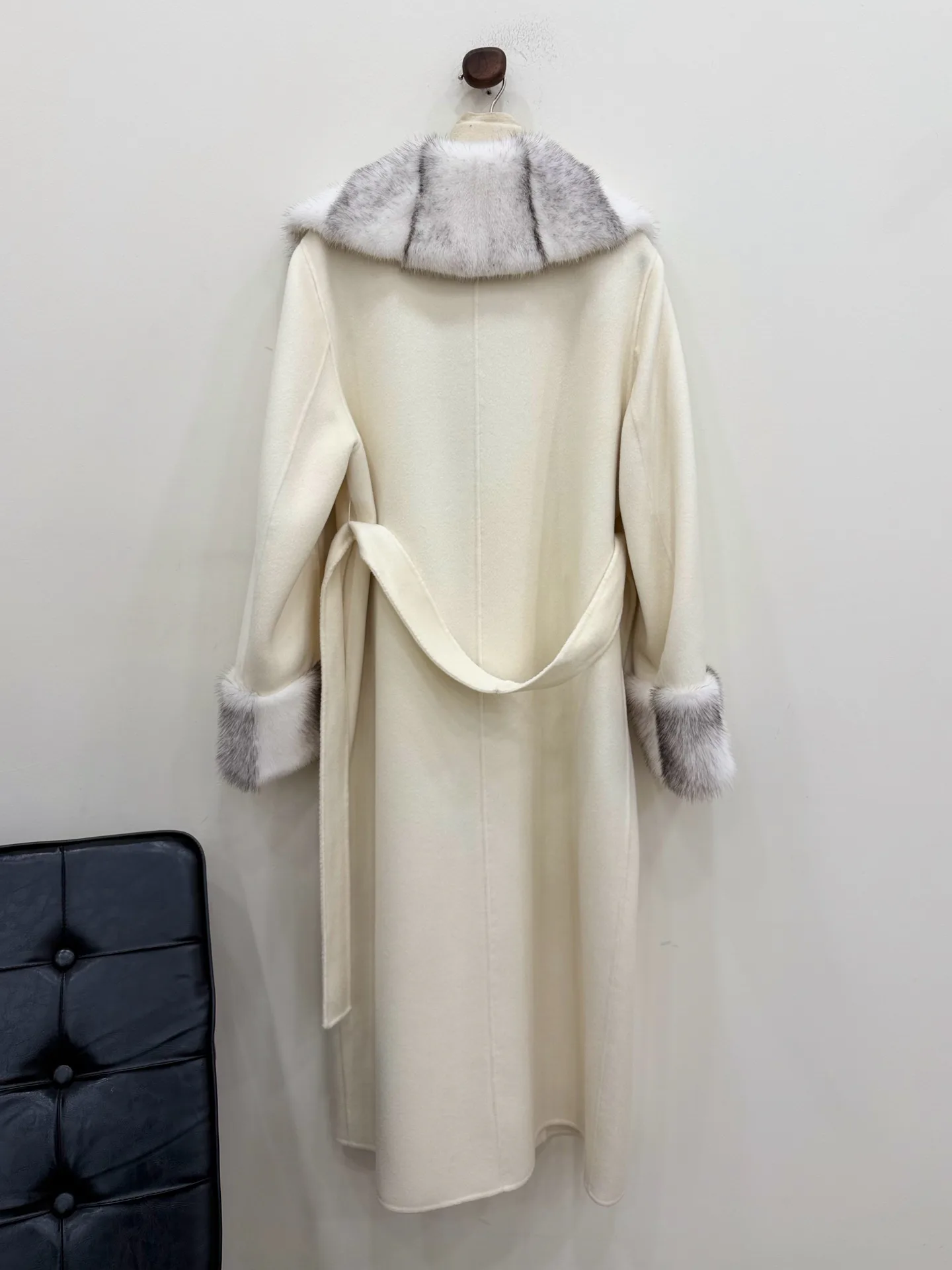 Пальто Женские Loro Piana 18326256