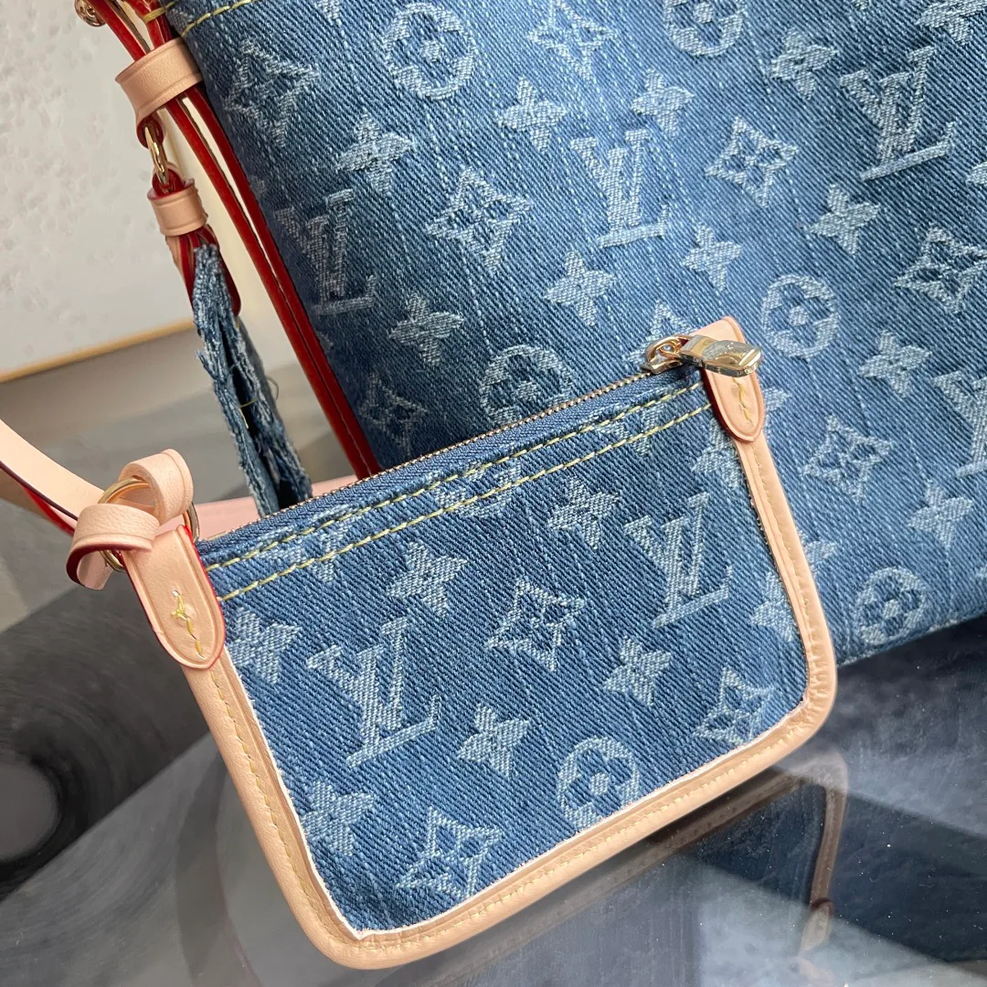 Классические Сумки Женские Louis Vuitton 11886364
