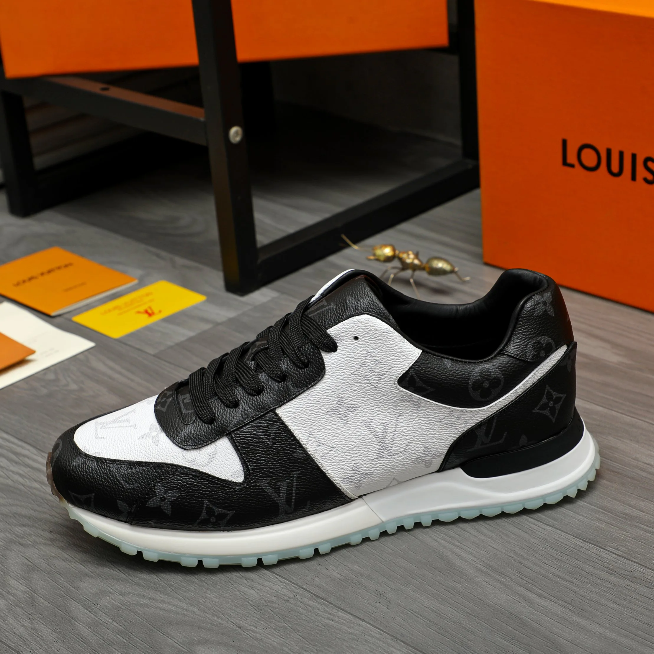Кроссовки Мужские Louis Vuitton 288021