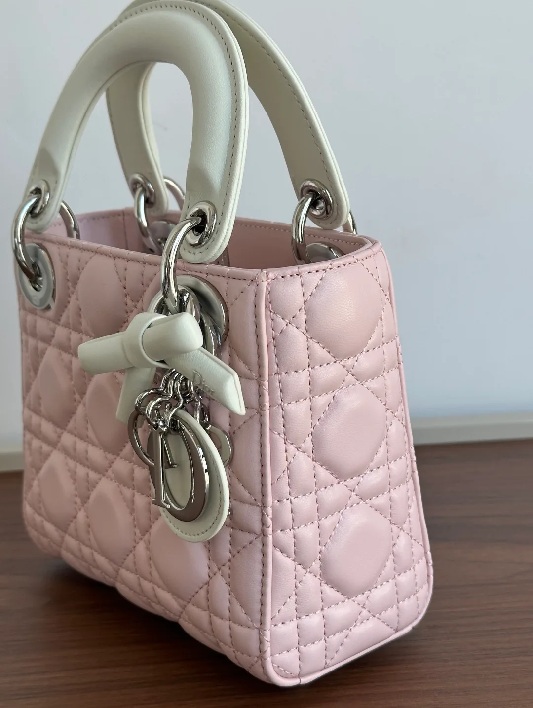 Классические Сумки Женские Christian Dior 18052780
