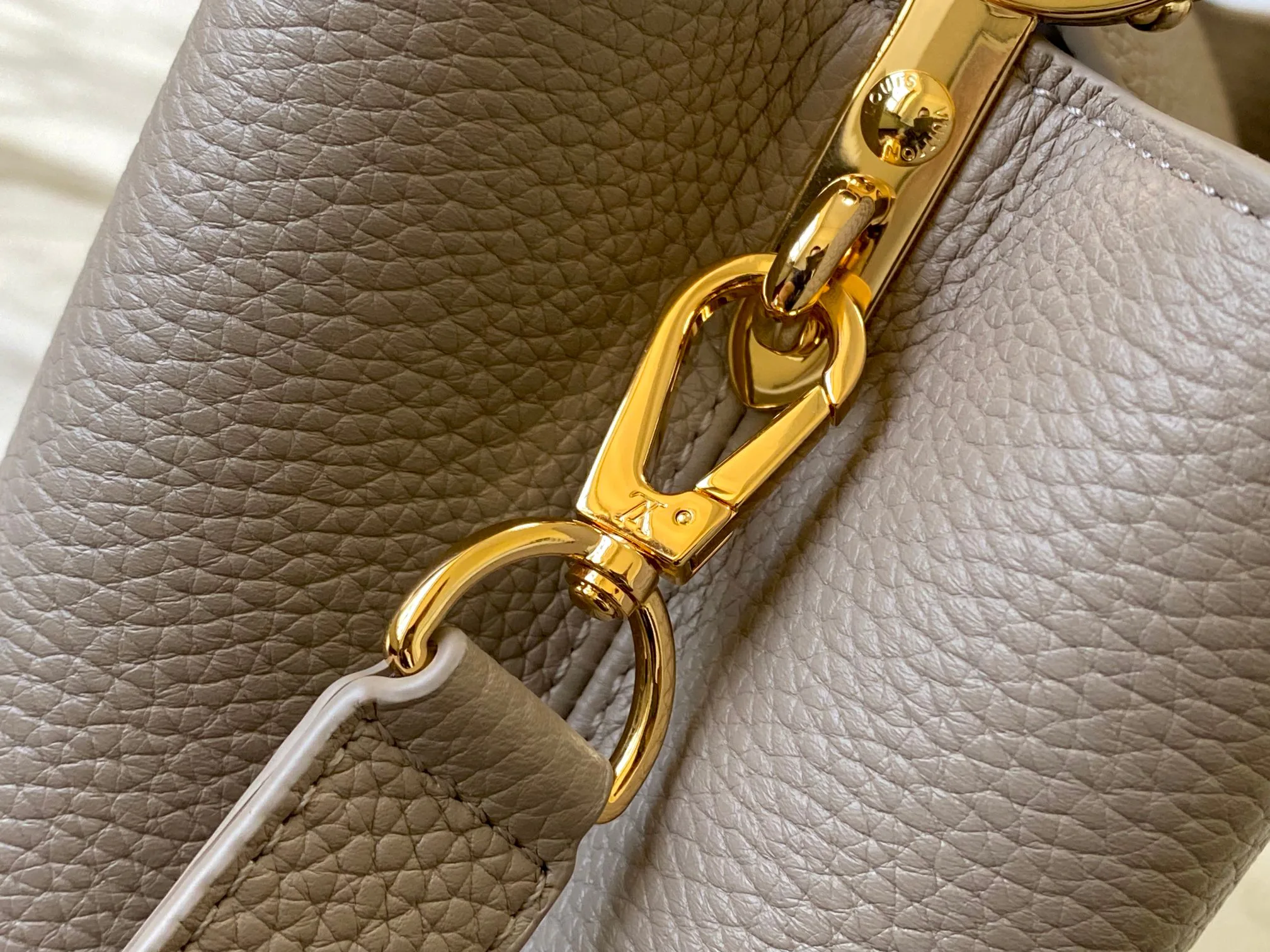 Сумки На Ремне Женские Louis Vuitton 4322