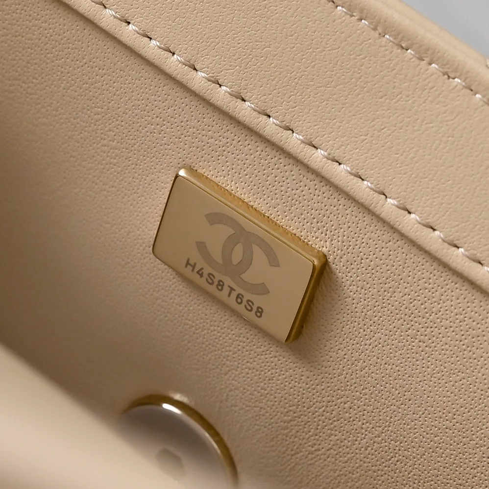 Классические Сумки Женские Chanel 18147937