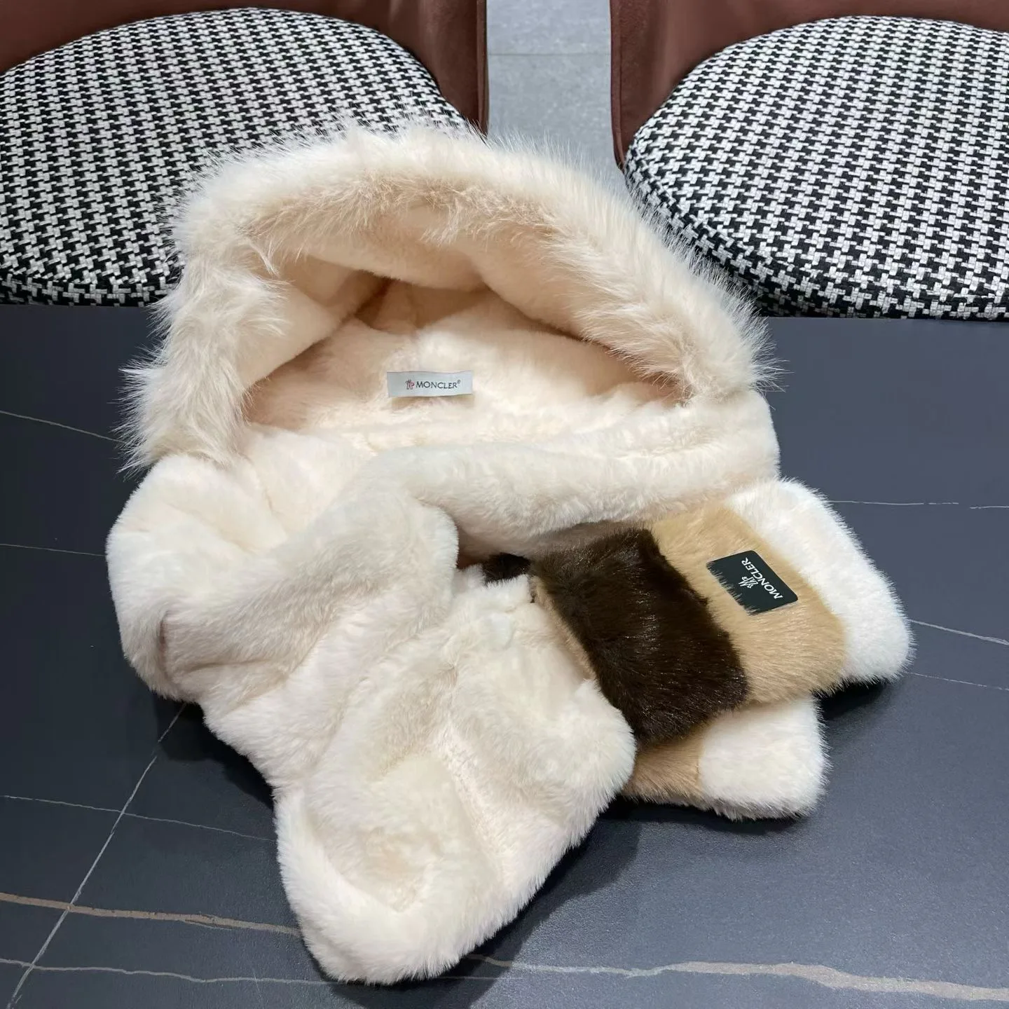 Головные Уборы Moncler 5462093